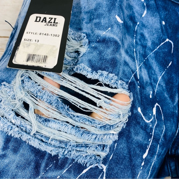 New Dazi Blue Distressed Denim Shorts size 13 - Picture 2 of 5